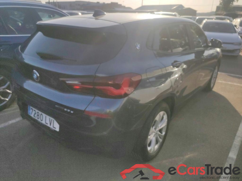 BMW X2 / 2017 / 5P / todoterreno xDrive25e Auto #2
