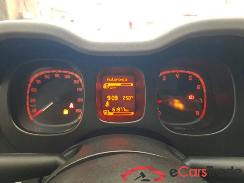 FIAT PANDA / 2011 / 5P / BERLINA 1.0 70CV SeS HYBRID CITY CROSS #4