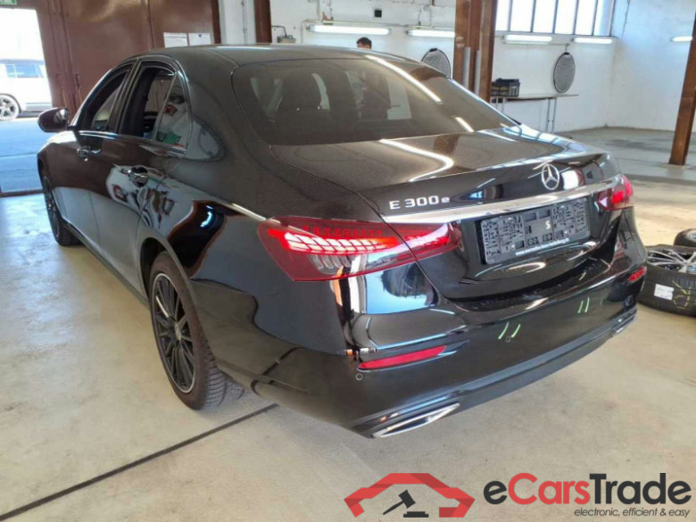 Mercedes-Benz E 300e  #3