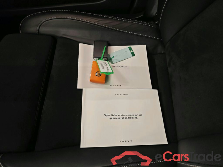 Volvo XC40 Recharge T4 R-Design + Pano #4