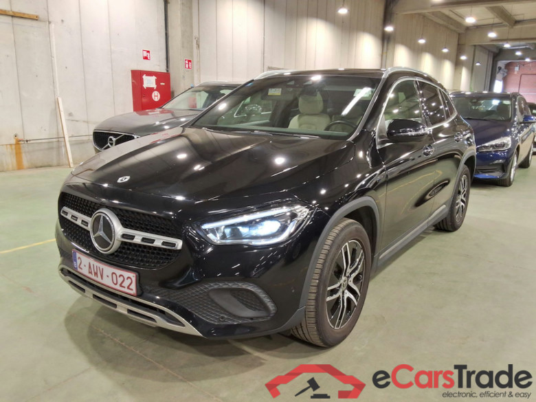 MERCEDES-BENZ GLA 1.3 GLA 250 E DCT BUSINESS SOLUTION