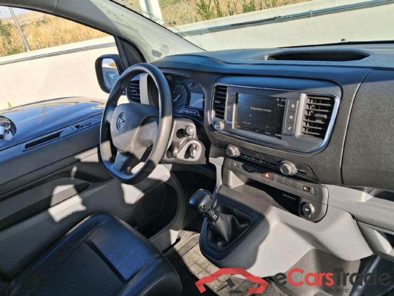 OPEL Vivaro / 2019 / 4P / furgón 1.5 Diésel 74kW (100CV) S Inc. Express #3