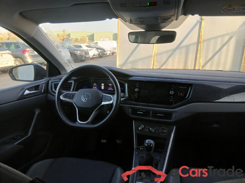 VOLKSWAGEN Polo / 2021 / 5P / berlina con portón Life 1.0 TSI 70kW (95CV) #3