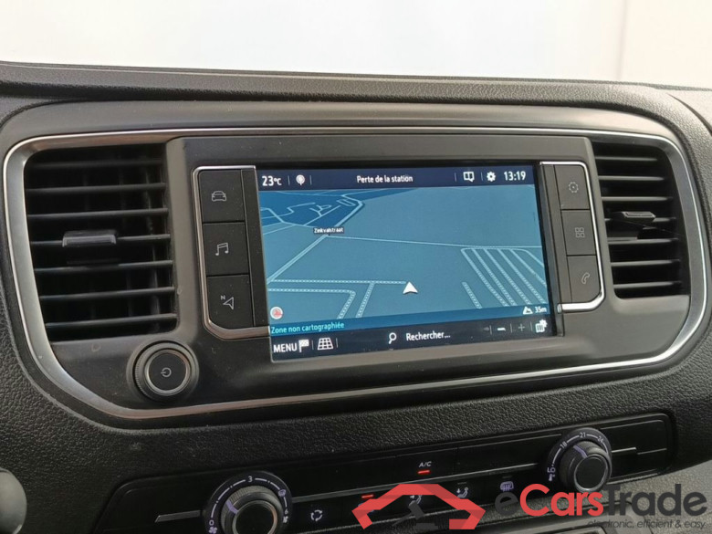 Opel Vivaro 2.0 Turbo 106kW DC L3H1 5d #4