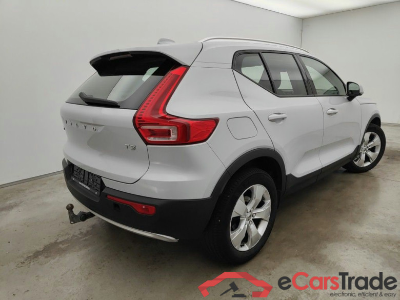 Volvo XC40 T3 Geartronic Momentum Pro 5d #2