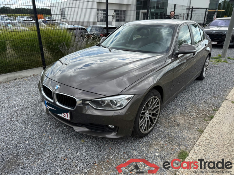 BMW 320d Aut. Xenon Navi-Pro KeylessGo Klima PDC ... #1