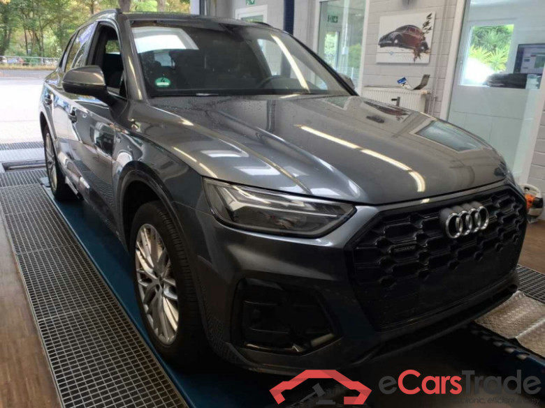 Audi Q5 (FYG)(06.2020->) DE - SUV5 40 2.0 TFSI quattro EU6d, S line, (Facelift) 2021 - 2024