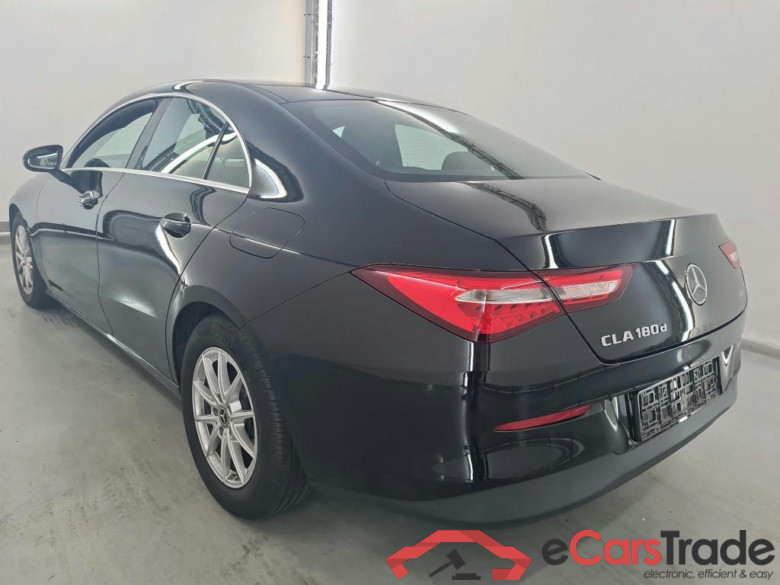 MERCEDES-BENZ CLA 2.0 CLA 180 D ESSENTIAL LINE DCT #3