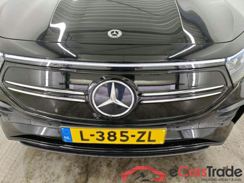 MERCEDES-BENZ EQA 250 Bns Sol. AMG #4