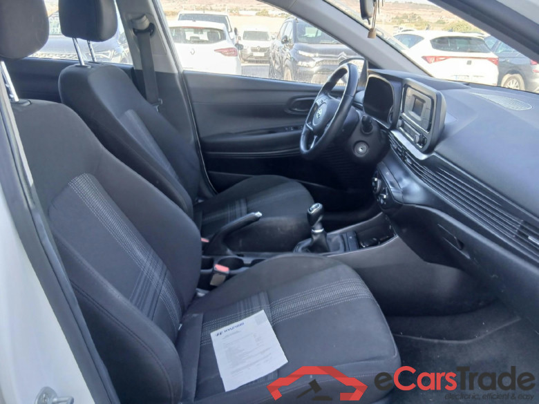 HYUNDAI i20 / 2020 / 5P / berlina con portón 1.0 TGDI 74kW (100CV) 48V Essence #6