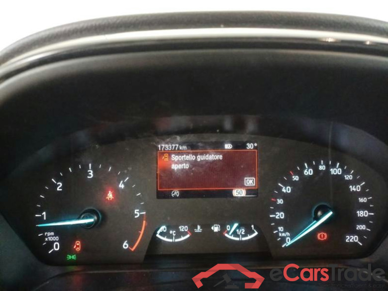 FORD PUMA / 2019 / 5P / SUV 1.5 ECOBLUE 120CV TITANIUM #4