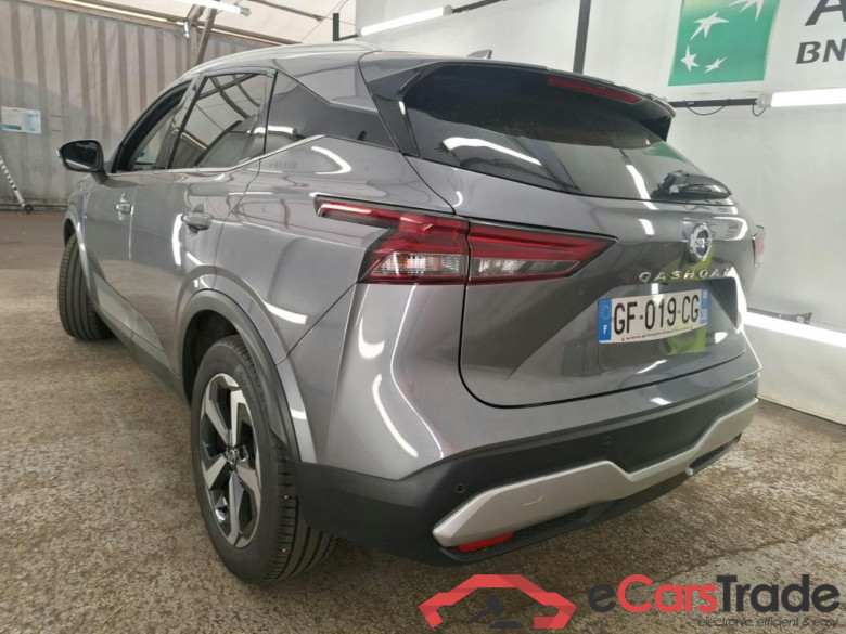 NISSAN Qashqai / 2021 / 5P / Crossover 1.3 MHEV 140 N-Connecta #2