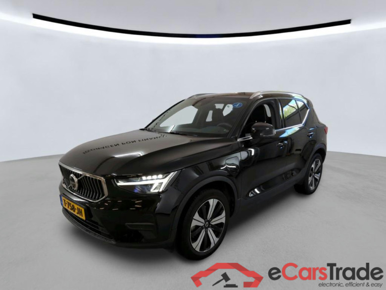 VOLVO XC40 155 kW #1