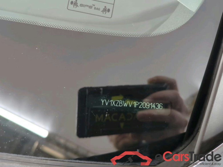 VOLVO XC40 155 kW #2