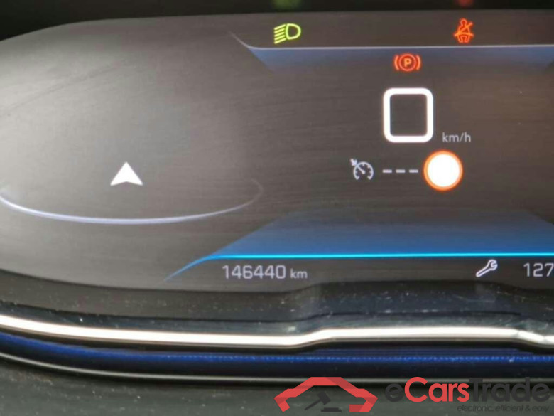 PEUGEOT 5008 1.5 BlueHDI BL. Act 7P. #6