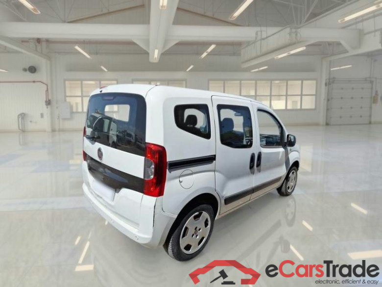 FIAT QUBO / 2016 / 5P / MONOVOLUME 1.4 8V 77CV EASY NATURAL POWER E6 #2