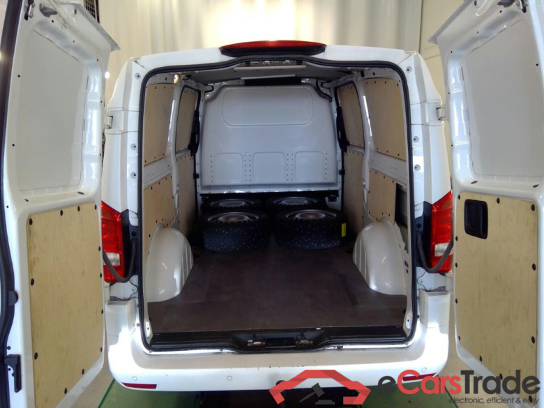 Mercedes-Benz Vito 116 CDI L3H1 Star RWD #5