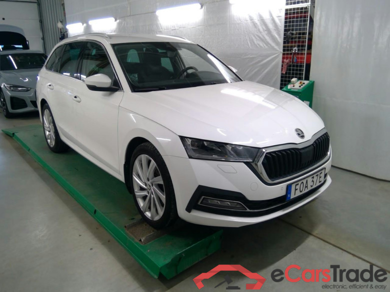 Oct.Combi TSI PHEV 204 Sty.Aut