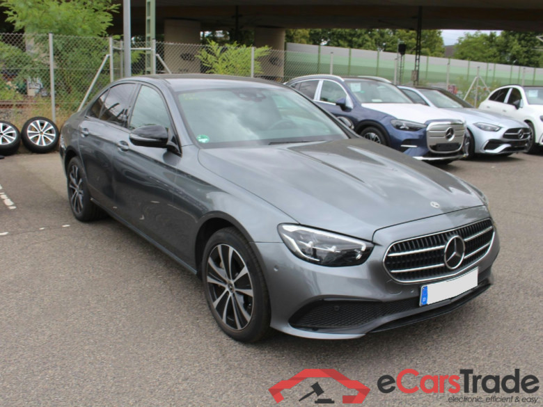 E -Klasse Lim. E 300 de 4Matic (213.011)Avantgarde 2.0 225KW AT9 E6d #1