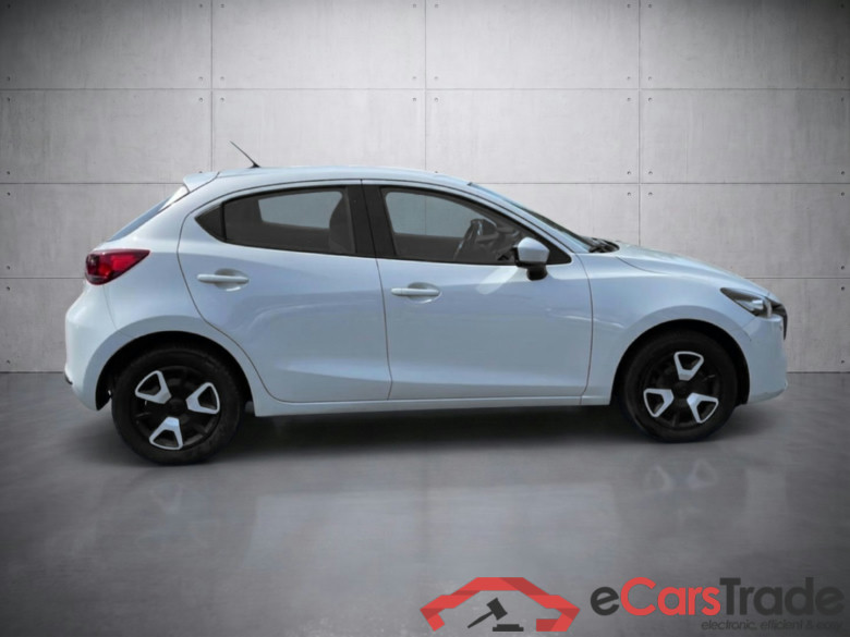 Mazda 2 Centre-Line 1.5 e-Skyactiv-G 90 #4