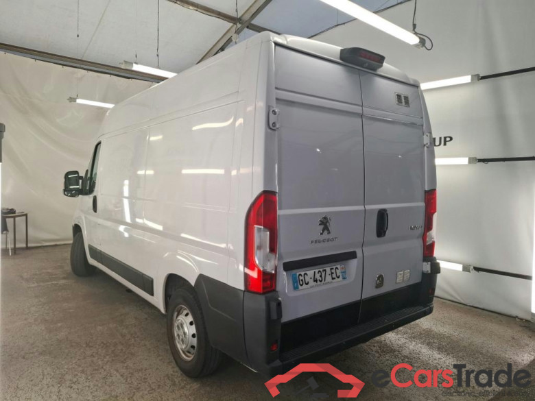 PEUGEOT Boxer / 2014 / 4P / Fourgon tôlé BlueHDi 140 S&S ASPHALT 330 L2H2 #2