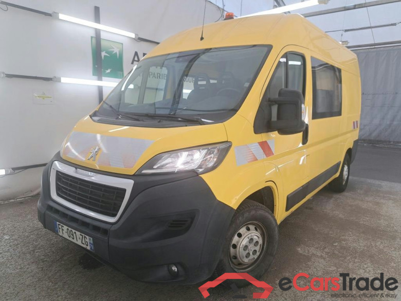 PEUGEOT Boxer 2014 4P Fourgon tôlé BLUEHDI 160 PREMIUM PA 335 L2H2 #1