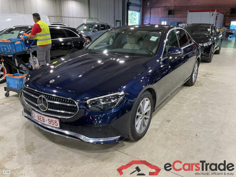 MERCEDES-BENZ E-CLASS BERLINE 1.6 E 200 D AUTO