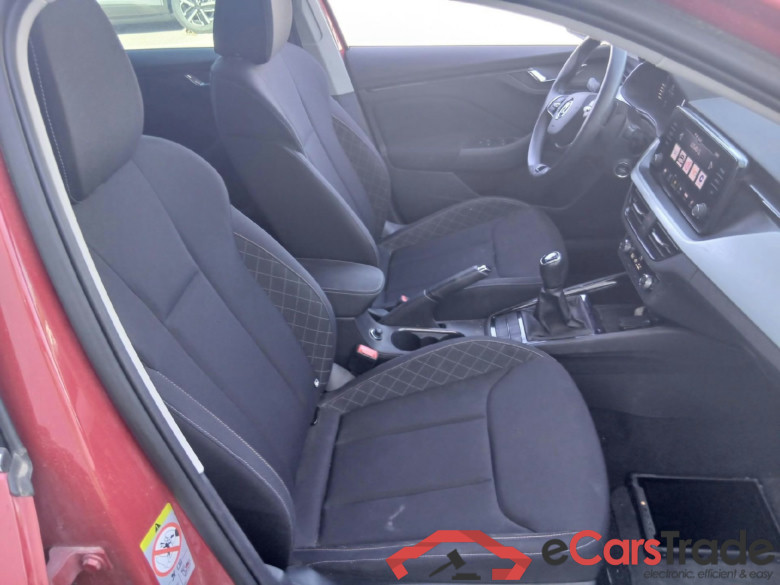 SKODA Scala / 2019 / 5P / berlina con portón 1.0 TSI 81KW (110 CV) Ambition #6