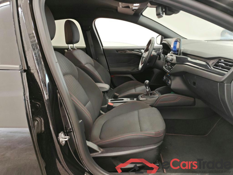 Ford Focus 1.0 EcoBo Hybrid 125pk ST-Line X Bus 5d 5d #3