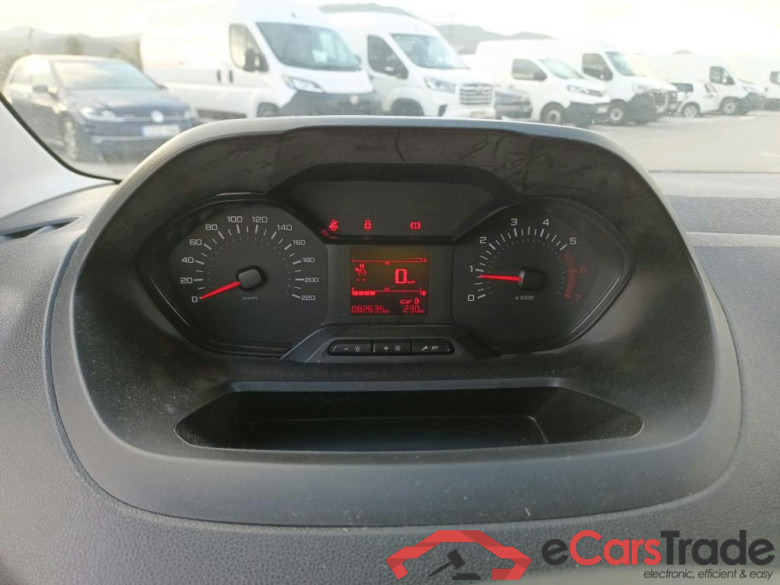 PEUGEOT Partner / 2018 / 3P / furgón derivado de turismo Pro Standard 600kg BlueHDi 73kW (AC) #4