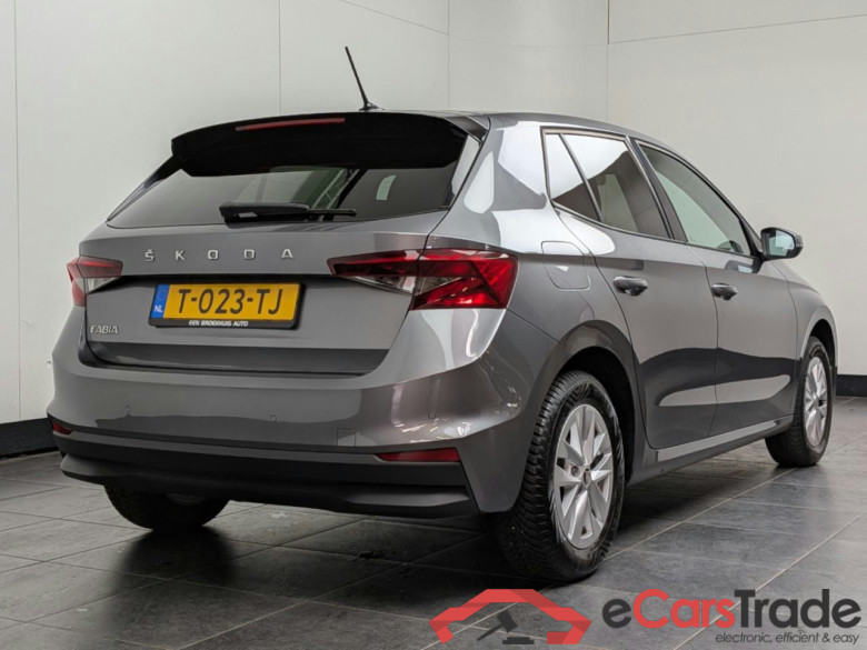 SKODA FABIA 1.0 MPI Ambition #3