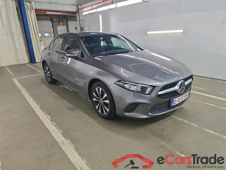 Mercedes A-Klasse Limousine A-Klasse Limousine A 250e Business Solution (PHEV) 160kW/218pk  4D/P Auto-8 #2