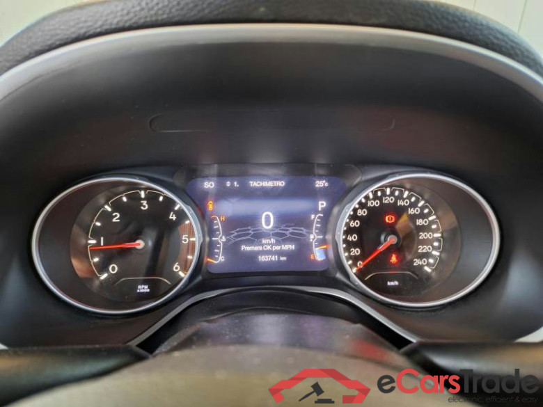 JEEP COMPASS / 2017 / 5P / SUV 2.0 MJET II 103KW LIMITED 4WD AUTO #4