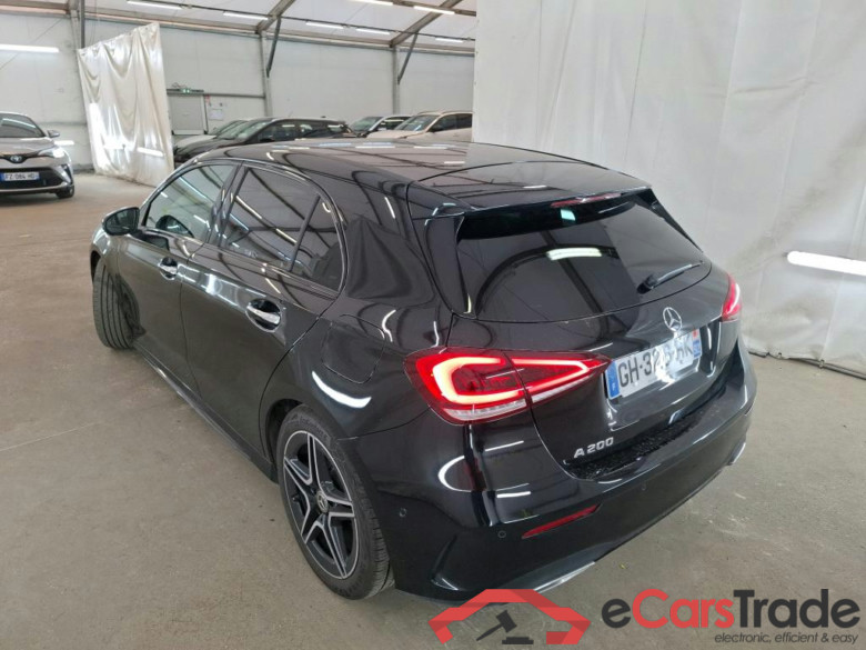 MERCEDES-BENZ Classe A Compact / 2018 / 5P / Berline A 200 AMG Line 7G-DCT #2