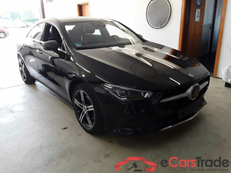 Mercedes-Benz CLA 200d 