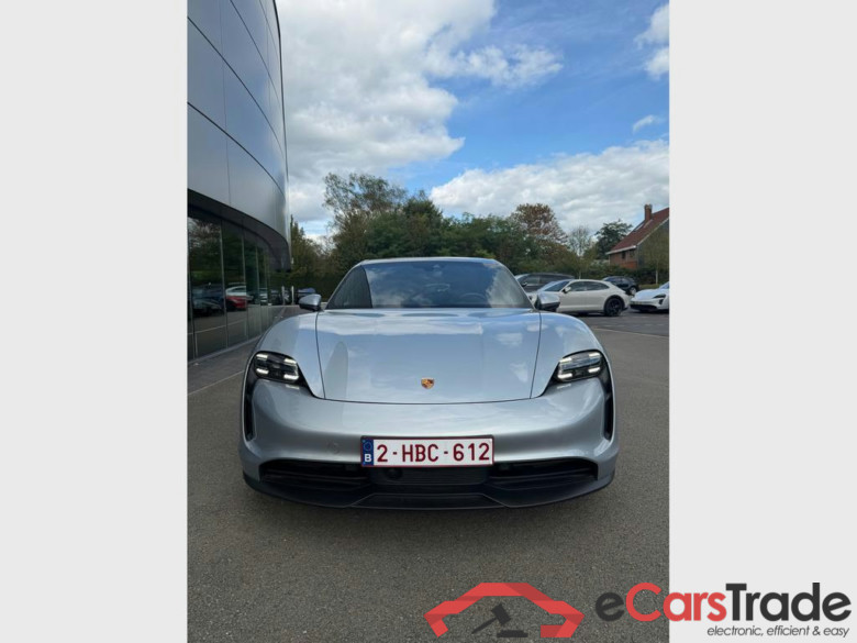 PORSCHE Taycan Sport Turismo #4