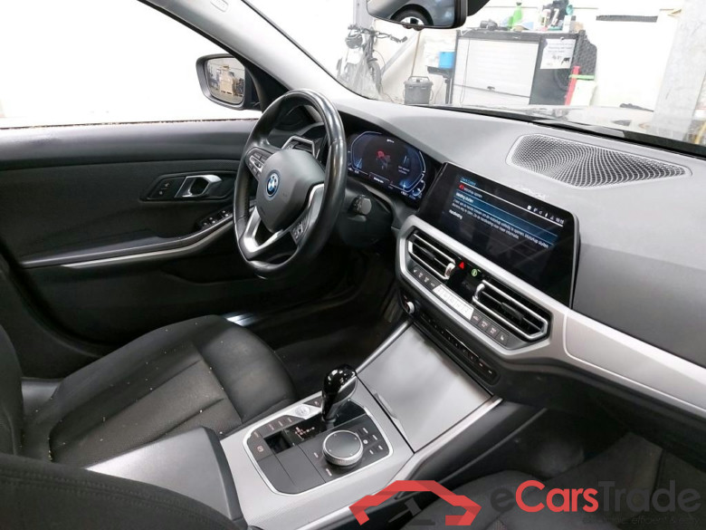 BMW - BMW 3 TOURING 320e 204PK Business Edition & Pack Business Plus With Heated Seats & Active Cruise Control & Electric Trailer Hook  * HYBRID * #3