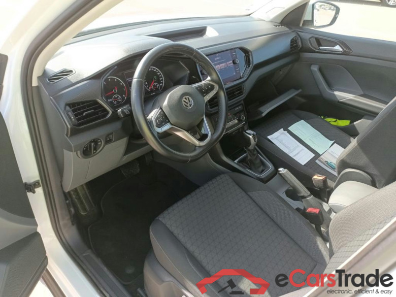 VOLKSWAGEN T-Cross / 2018 / 5P / todoterreno Advance 1.0 TSI 85kW (115CV) DSG (AC) #3