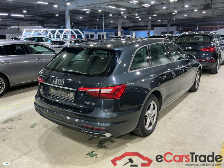 AUDI A4 AVANT DIESEL - 2020 30 TDi #4