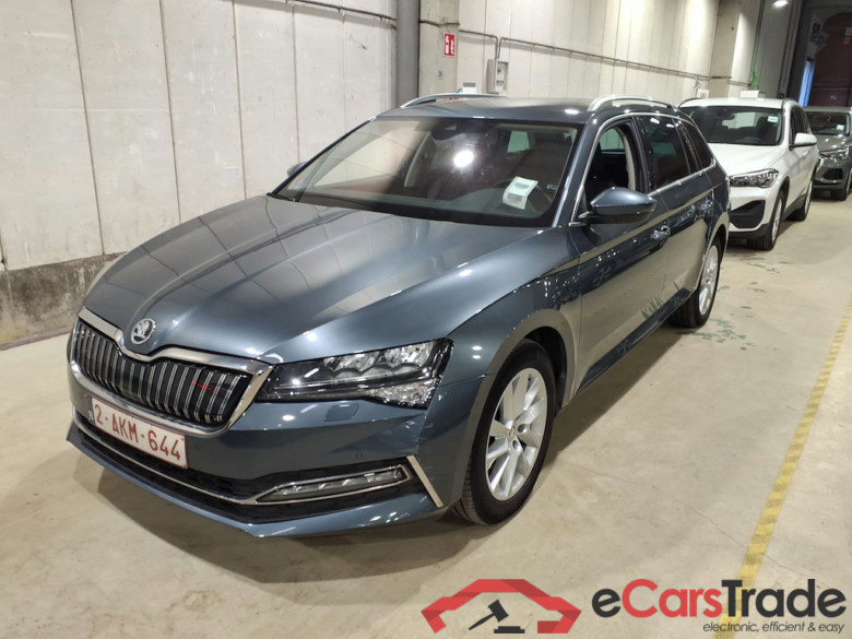 SKODA SUPERB COMBI 1.4 TSI PHEV 160KW DSG6 CLEVER+