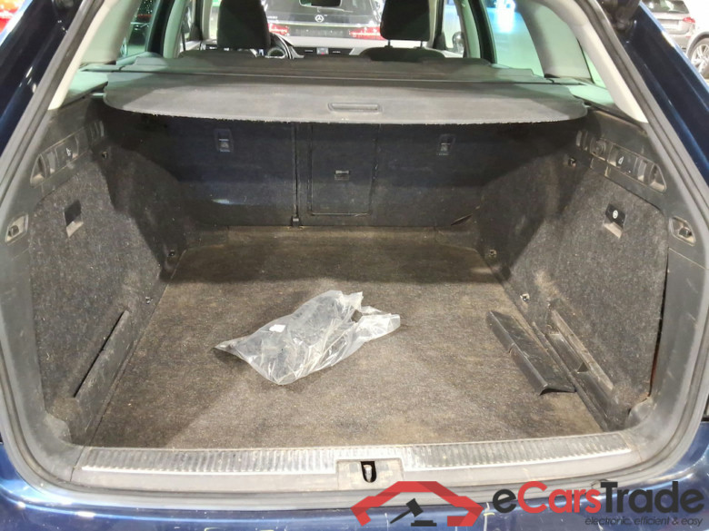 SKODA SUPERB COMBI DIESEL - 2019 1.6 CR TDi Ambition DSG #3