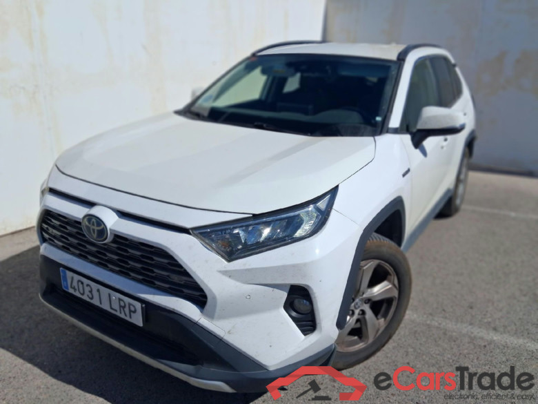 TOYOTA Rav4 / 2018 / 5P / todoterreno 2.5l 220H Advance 4WD #1
