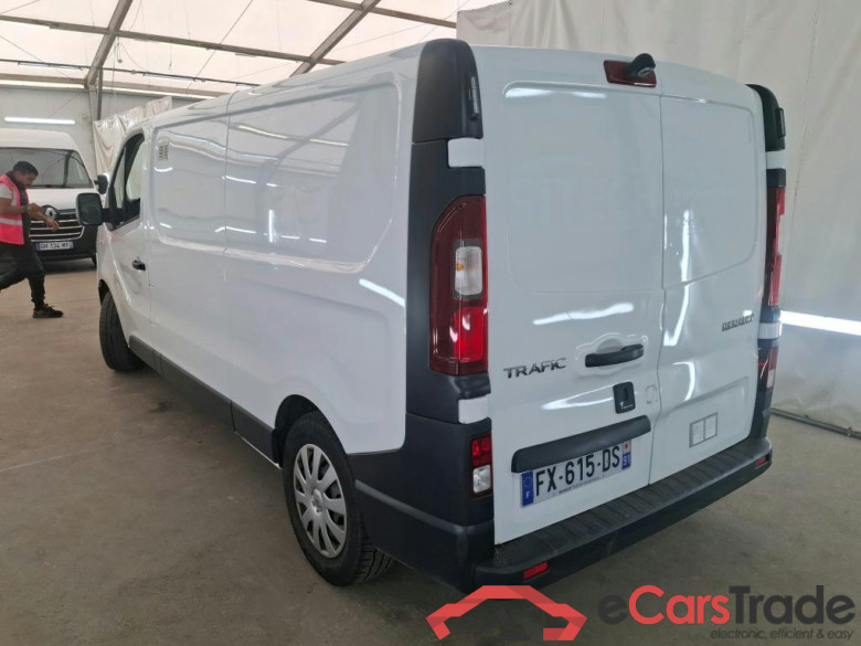 Trafic III Fourgon L2H1 1300 Grand Confort 2.0 dCi 145CV BVM6 E6dT #2