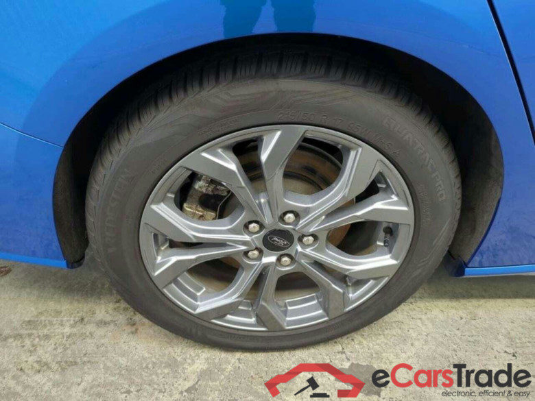 FORD Focus Wagon 1.0 EBH ST Line #4