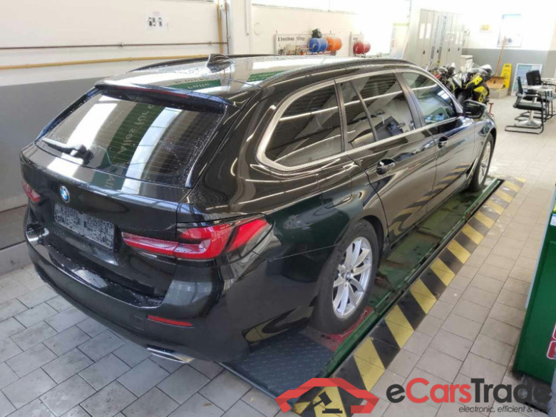 BMW 5 Touring (G31)(2017->) DE - Kb5 520 d Mild-Hybrid EU6d, (Facelift) 2020 - 2024 #3