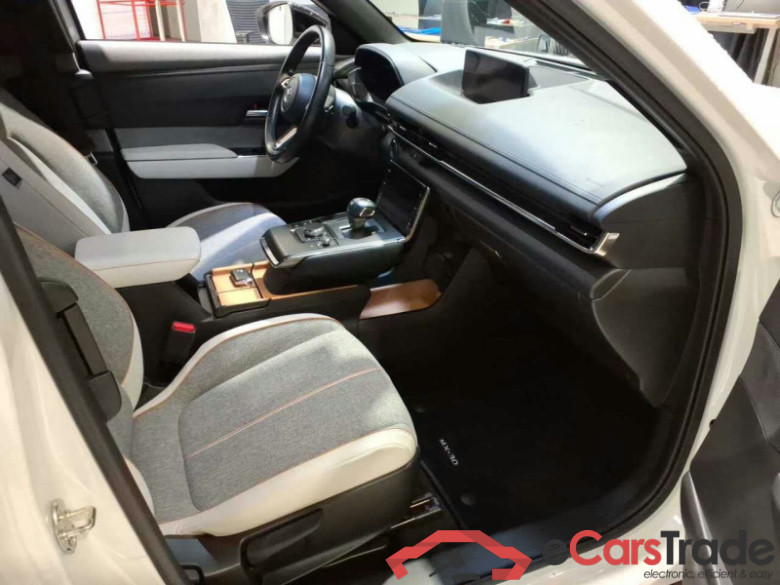 Mazda MX-30 (DR)(05.2020->) DE - SUV5 e-SKYACTIV, Advantage, 2022 - 2025 #6