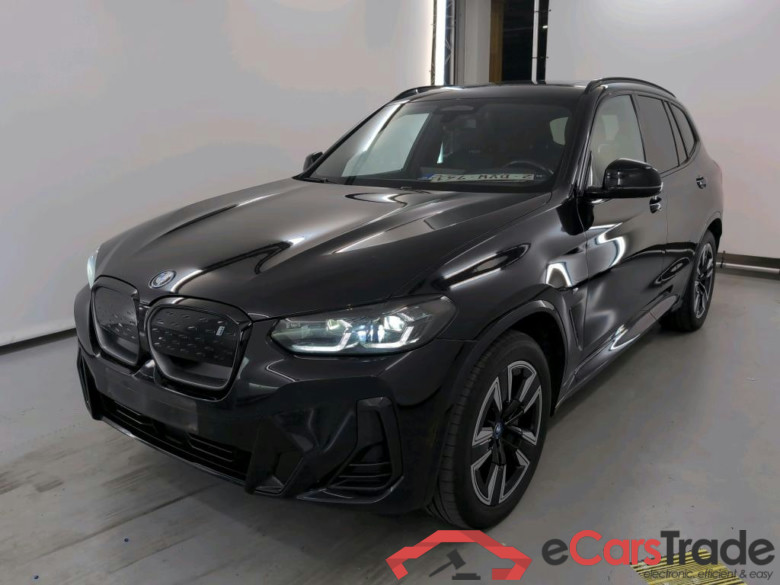 BMW IX3 80KWH AUTO