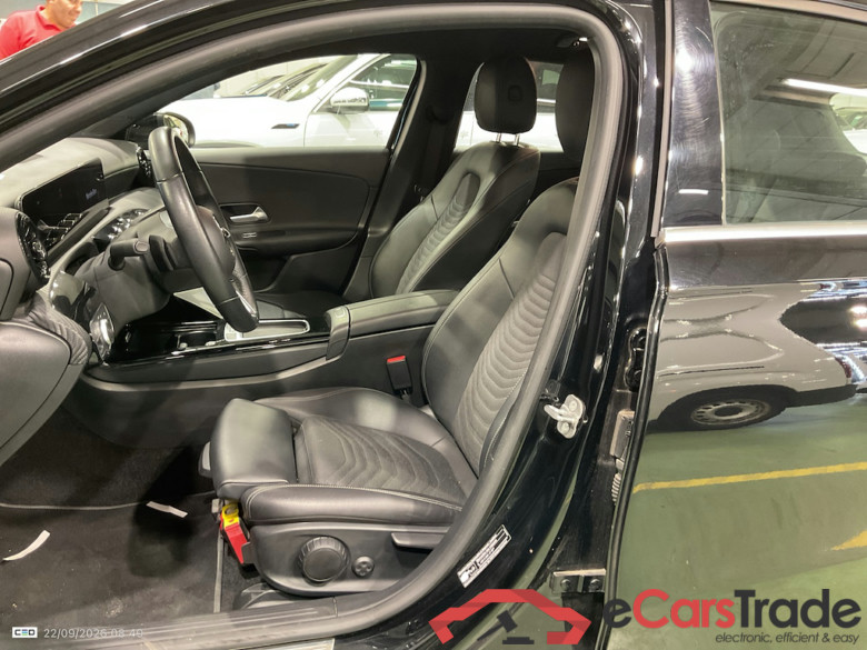Mercedes A 250e Plug-In Hybrid Aut. LED Widescreen Navi 1/2 Sport-Leather KeylessGo Camera Klima PDC ... #5