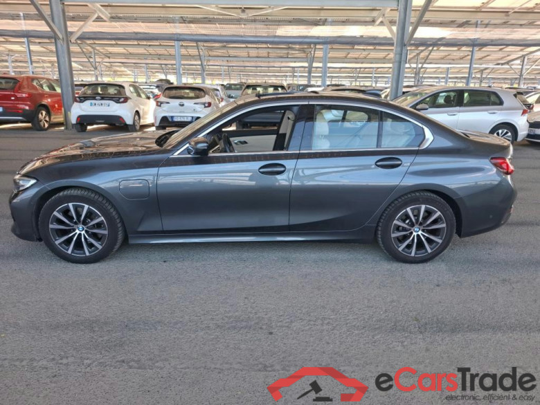 BMW Série 3 Berline / 2018 / 4P / Berline 320e 204ch Business Design BVA8 Hybride #4