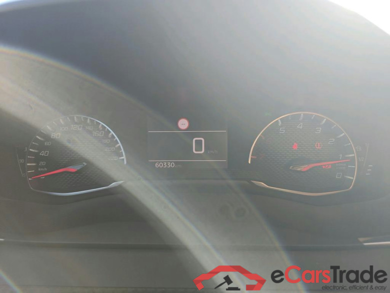 PEUGEOT 2008 / 2019 / 5P / todoterreno Active Pack BlueHDI 81kW (110CV) #4